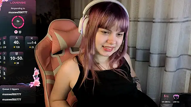 KristiBloom online show from March 12, 1:11 am