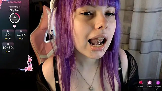 KristiBloom online show from April 13, 10:14 pm