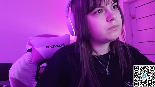 KristiBloom online show from December 20, 10:56 pm