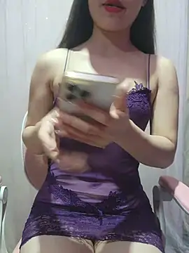 Snapshot of LylyCii6969 chatting on August 2, 2:26 pm LylyCii6969 online show from August 2, 2:26 pm