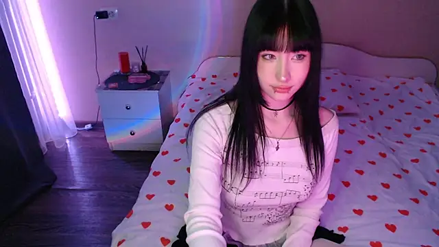 Snapshot of NaemiiBlush chatting on November 23, 4:28 pm NaemiiBlush online show from November 23, 4:28 pm