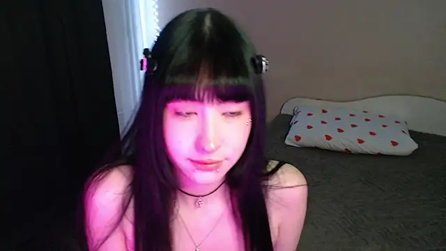 Snapshot of NaemiiBlush chatting on November 2, 10:20 am NaemiiBlush online show from November 2, 10:20 am