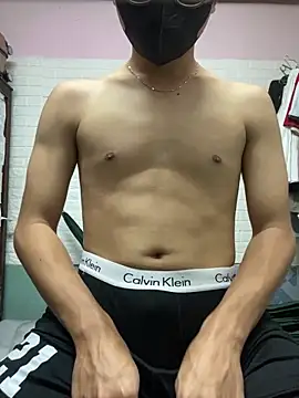 Boyshuaaa online show from October 27, 2:40 pm