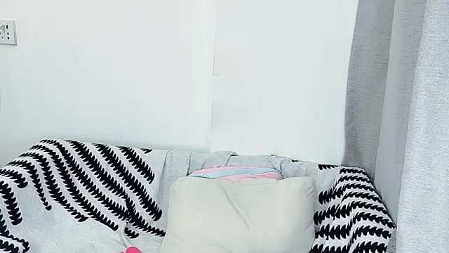 T-TeaR online show from February 1, 1:15 am