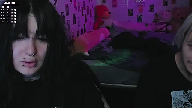 Snapshot of g4tito chatting on December 2, 6:26 am g4tito online show from December 2, 6:26 am