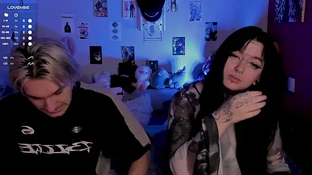 Snapshot of g4tito chatting on October 31, 4:31 am g4tito online show from October 31, 4:31 am