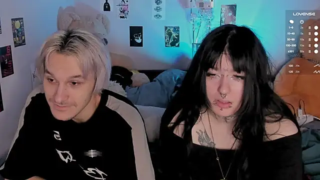 Snapshot of g4tito chatting on October 28, 6:12 am g4tito online show from October 28, 6:12 am