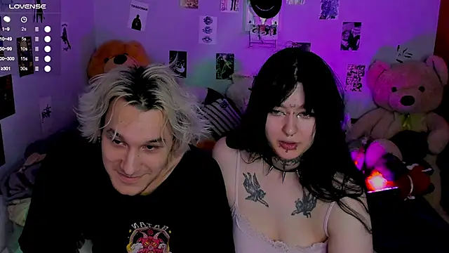 Snapshot of g4tito chatting on November 20, 4:57 am g4tito online show from November 20, 4:57 am