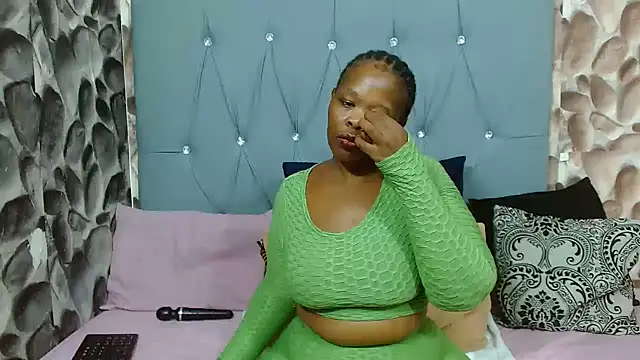 Bigboobsbooty online show from March 12, 7:29 pm