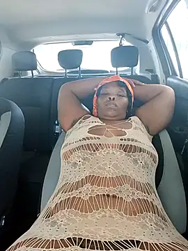 Snapshot of Bigboobsbooty chatting on February 11, 12:38 pm Bigboobsbooty online show from February 11, 12:38 pm