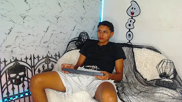 the crackopry online show from October 5, 4:53 pm