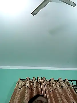 daisy-03 online show from November 9, 3:38 pm