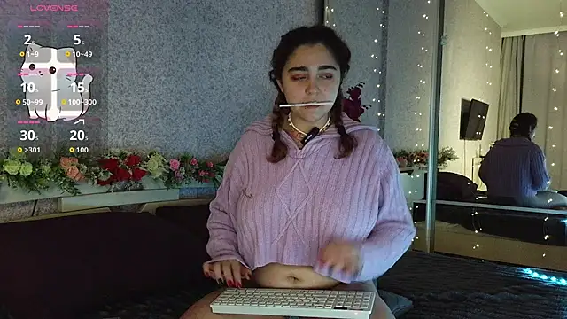  Mary Me online show from November 19, 7:25 pm