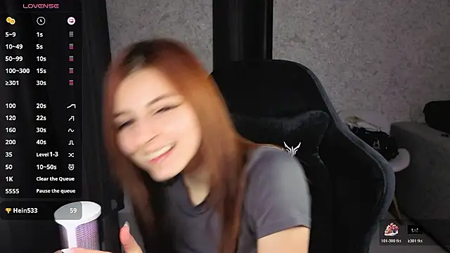 Snapshot of kitti_sweett chatting on January 12, 9:20 pm kitti sweett online show from January 12, 9:20 pm