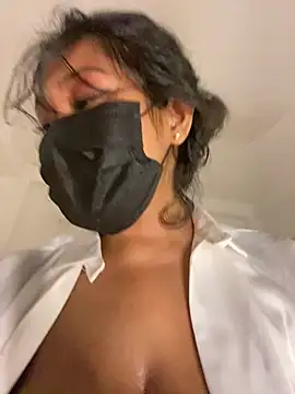 Monica  Bellucci   online show from April 3, 4:02 pm