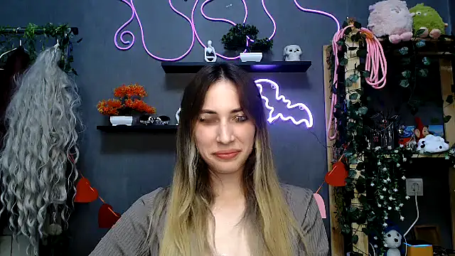 Walleriana online show from October 20, 9:26 pm