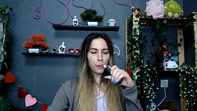Snapshot of Walleriana chatting on October 10, 1:01 pm Walleriana online show from October 10, 1:01 pm