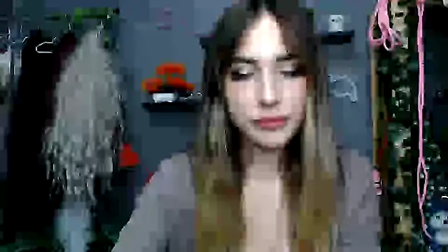 Snapshot of Walleriana chatting on October 14, 9:36 pm Walleriana online show from October 14, 9:36 pm