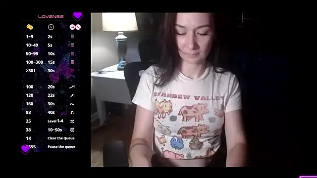Snapshot of MysticMuse30 chatting on October 6, 10:21 pm MysticMuse30 online show from October 6, 10:21 pm