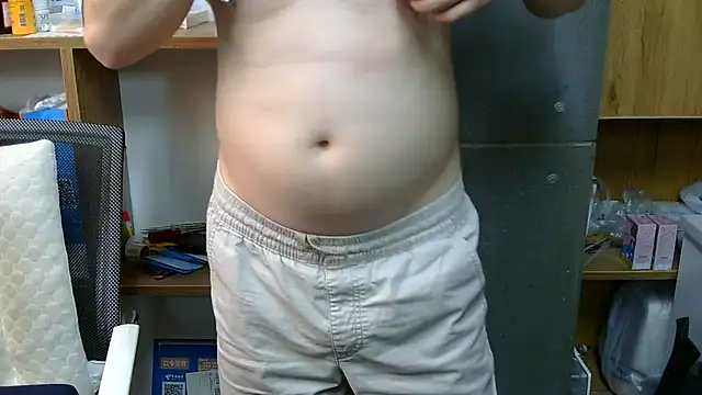 Snapshot of yichengm chatting on June 30, 10:15 am yichengm online show from June 30, 10:15 am
