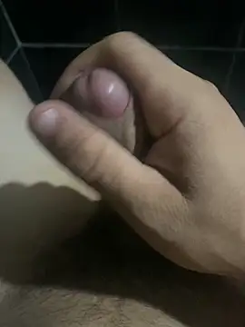 josezinho121314 online show from February 18, 11:34 pm