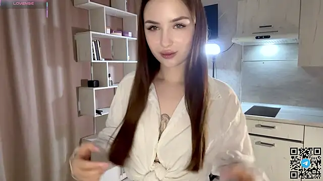 RinaModel online show from December 1, 8:10 pm