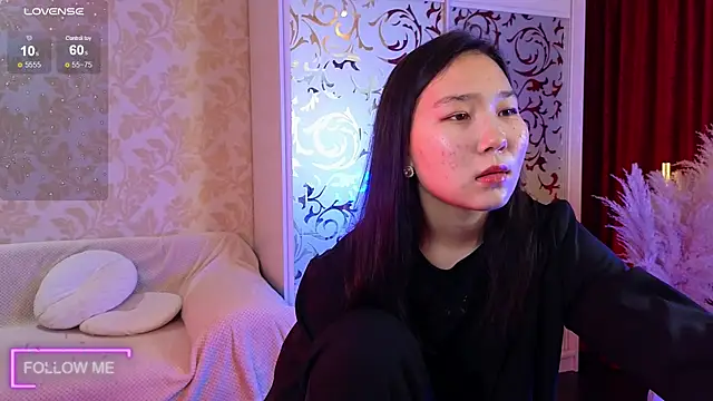 Snapshot of Yoon_Mii chatting on October 7, 10:27 am Yoon Mii online show from October 7, 10:27 am