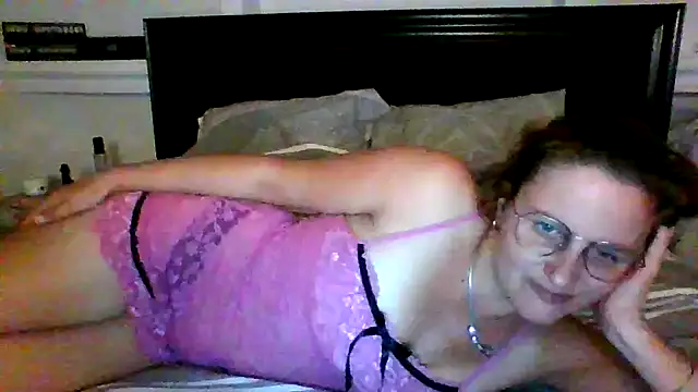 xcrazzycat online show from October 16, 8:28 pm