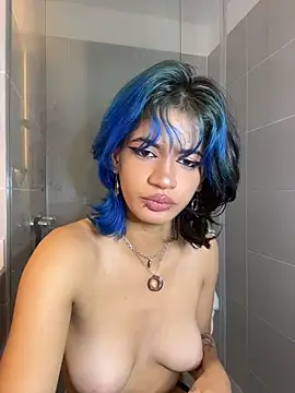 sukulaurens online show from April 16, 9:39 pm