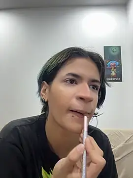 sukulaurens online show from July 10, 3:50 am