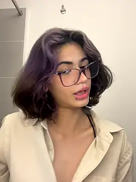 Snapshot of sukulaurens chatting on October 9, 7:36 pm sukulaurens online show from October 9, 7:36 pm