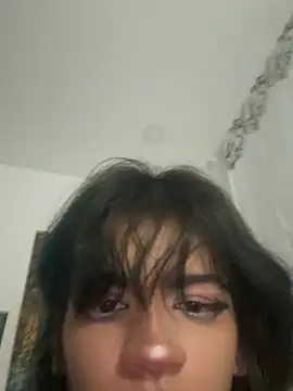 sukulaurens online show from May 25, 3:17 am