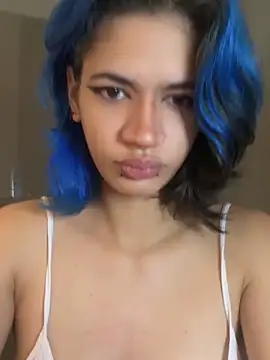 sukulaurens online show from May 4, 4:16 am