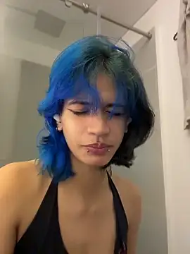 sukulaurens online show from March 13, 7:08 pm