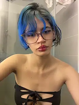 sukulaurens online show from April 13, 8:02 pm