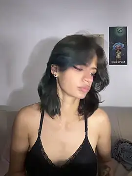 sukulaurens online show from June 26, 4:07 am