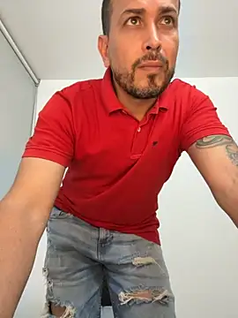 Snapshot of JX7NOVA chatting on November 25, 1:28 am JX7NOVA online show from November 25, 1:28 am