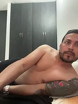 Snapshot of JX7NOVA chatting on October 19, 9:12 am JX7NOVA online show from October 19, 9:12 am