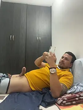 Snapshot of JX7NOVA chatting on October 28, 4:02 am JX7NOVA online show from October 28, 4:02 am