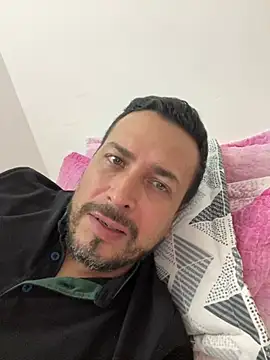 Snapshot of JX7NOVA chatting on February 14, 6:24 am JX7NOVA online show from February 14, 6:24 am