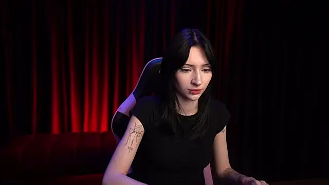 Trix Void online show from October 7, 7:53 am