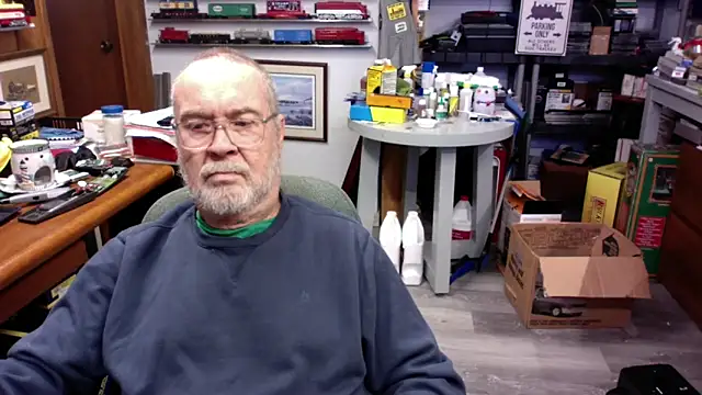 Jcaspen online show from February 12, 2:28 pm