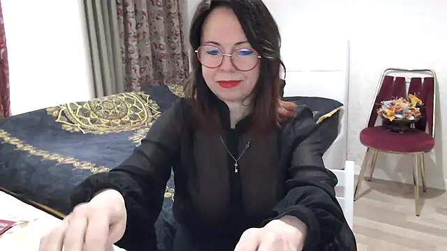 Snapshot of Arisa5000 chatting on February 6, 7:04 am Arisa5000 online show from February 6, 7:04 am