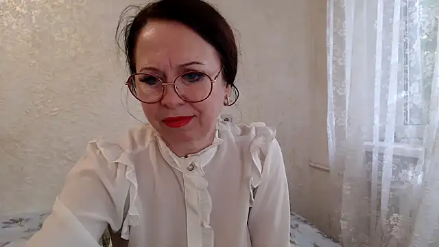 Snapshot of Arisa5000 chatting on September 15, 6:25 am Arisa5000 online show from September 15, 6:25 am