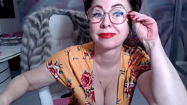 Snapshot of Arisa5000 chatting on October 30, 2:36 pm Arisa5000 online show from October 30, 2:36 pm