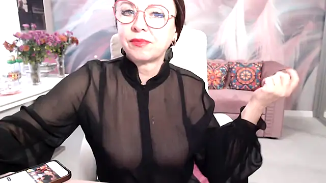 Snapshot of Arisa5000 chatting on November 11, 9:26 am Arisa5000 online show from November 11, 9:26 am