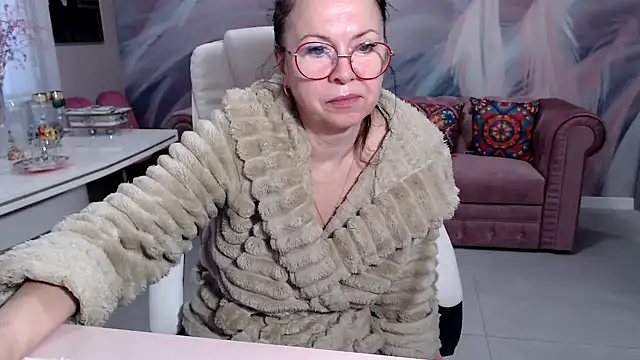 Snapshot of Arisa5000 chatting on October 29, 5:50 am Arisa5000 online show from October 29, 5:50 am