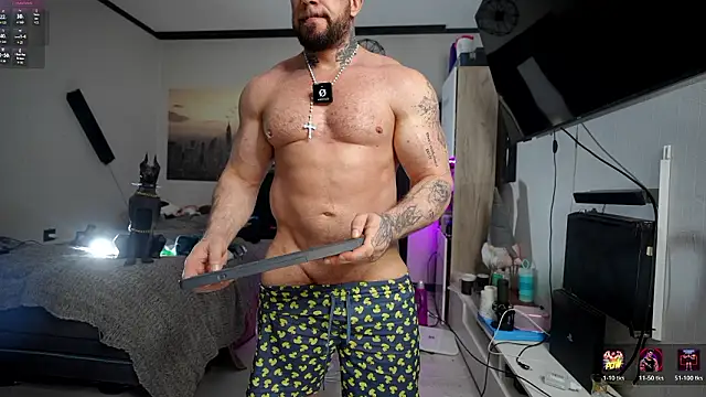 Snapshot of 69littlebig69 chatting on February 15, 1:32 pm 69littlebig69 online show from February 15, 1:32 pm