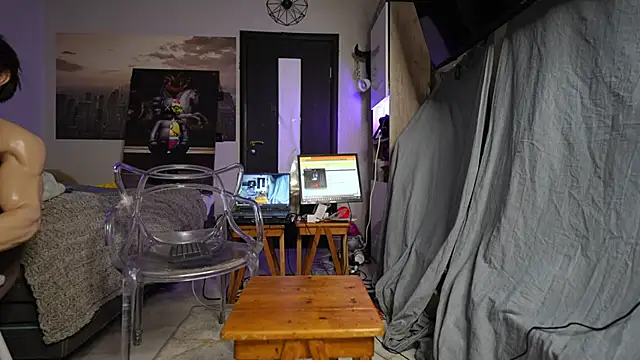 69littlebig69 online show from May 12, 2:12 pm