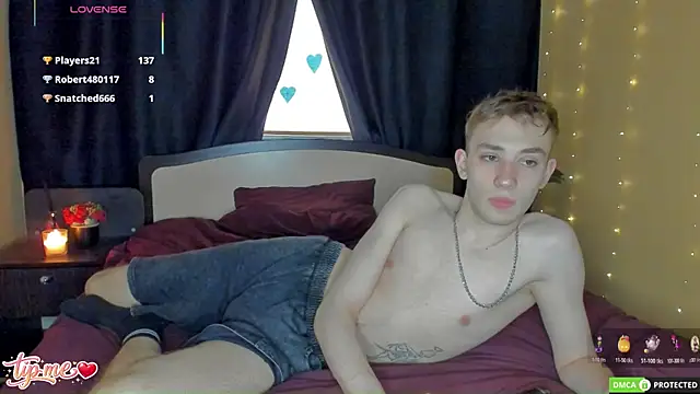 felixcurt69 online show from April 22, 9:27 am